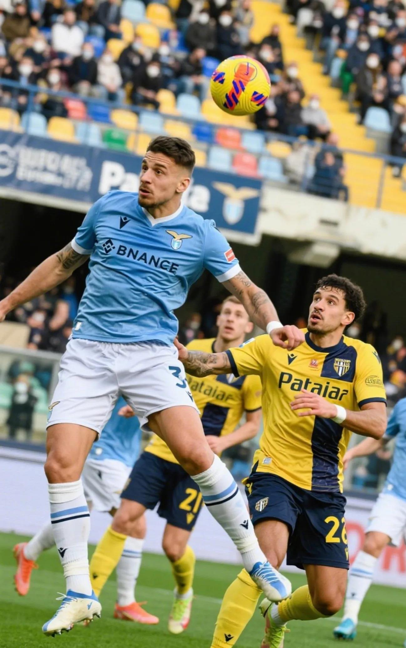 华体会下载-里昂绝杀拜仁，拉莫斯补时绝平意甲的简单介绍  第2张