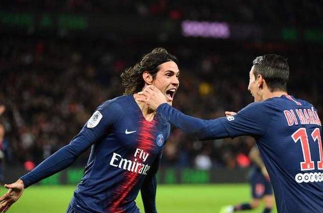 华体会体育-曼城轻取本菲卡，卡瓦尼梅开二度亚洲杯  第2张