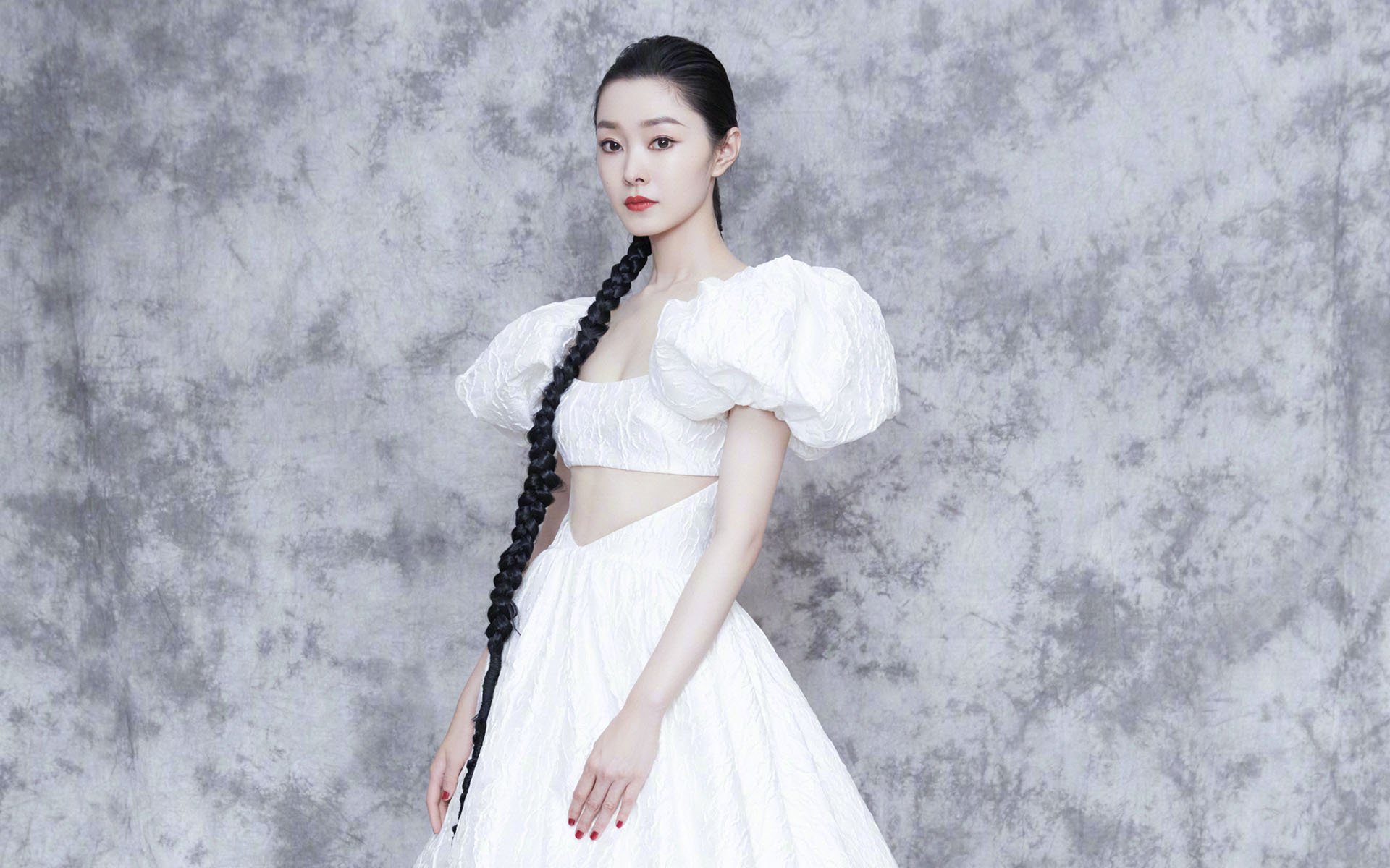 华体会-绿旗之巅，都柏林街道上演翡翠风暴，爱尔兰车队如何从技术到战术全链压制哥伦比亚？  第1张